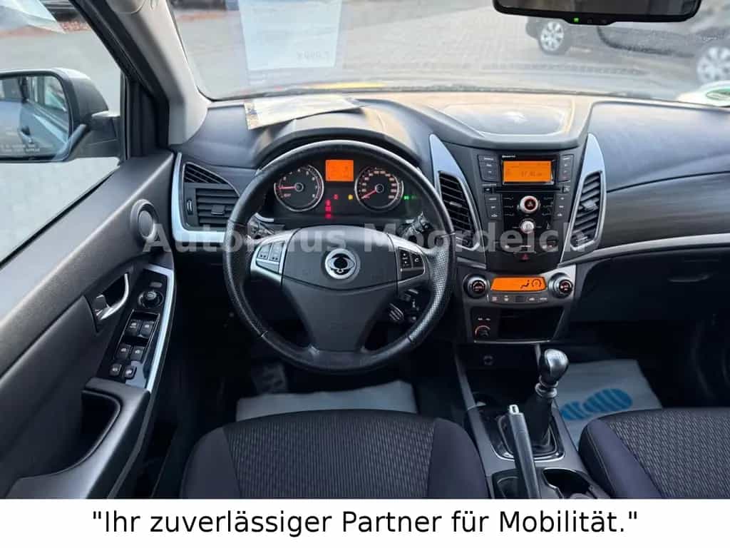 Ssangyong Korando Crystal 4x2 Klima PDC TÜV NEU 03/2015-photo-6