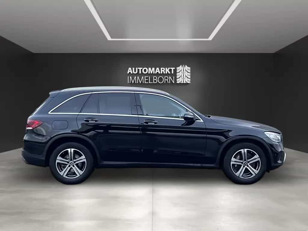 Mercedes-Benz GLC-Class d Virtual*Pano*AHK*Leder*LED*Kamera 10/2021-photo-11
