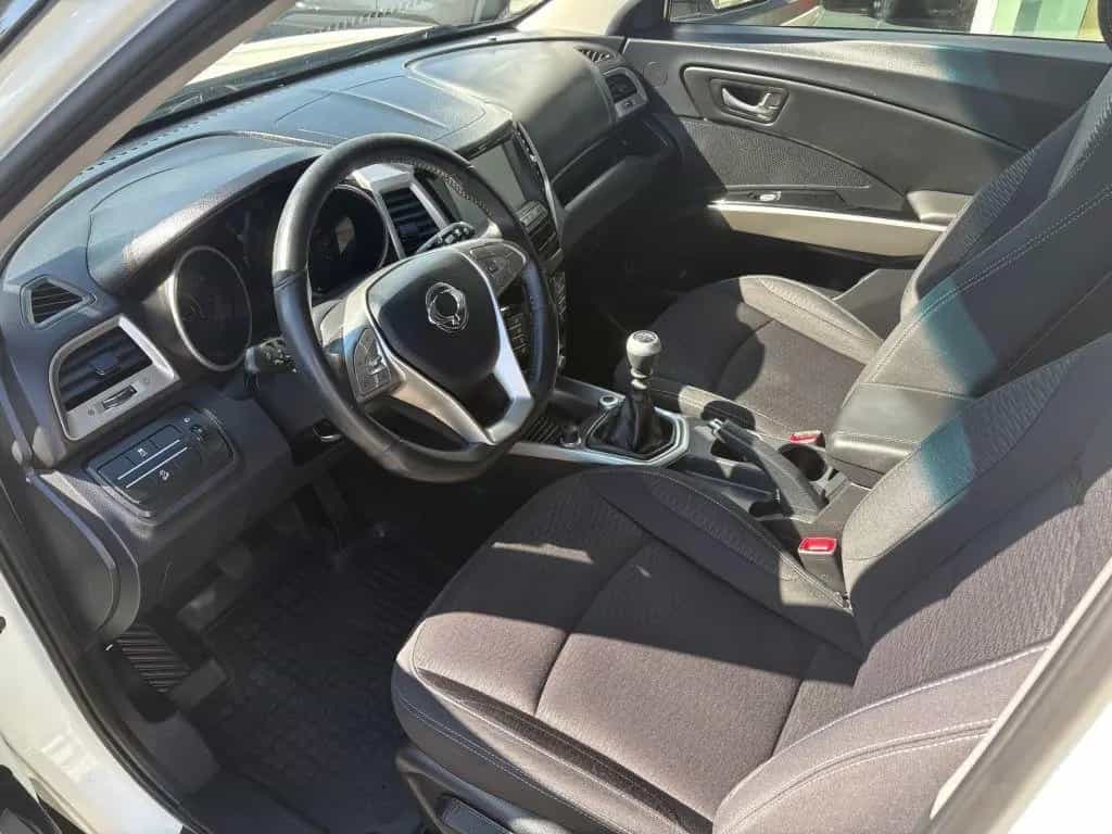 Ssangyong Tivoli e-XGi 160 2WD Start/Stop Flow 10/2019-photo-5