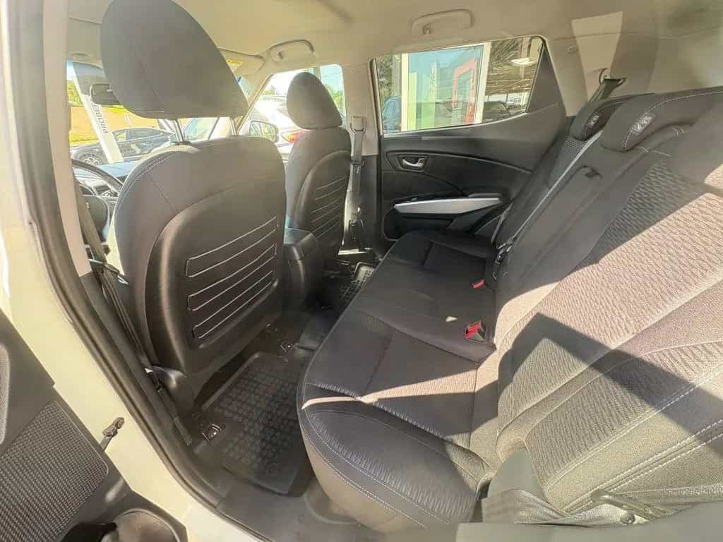 Ssangyong Tivoli e-XGi 160 2WD Start/Stop Flow 10/2019-photo-6