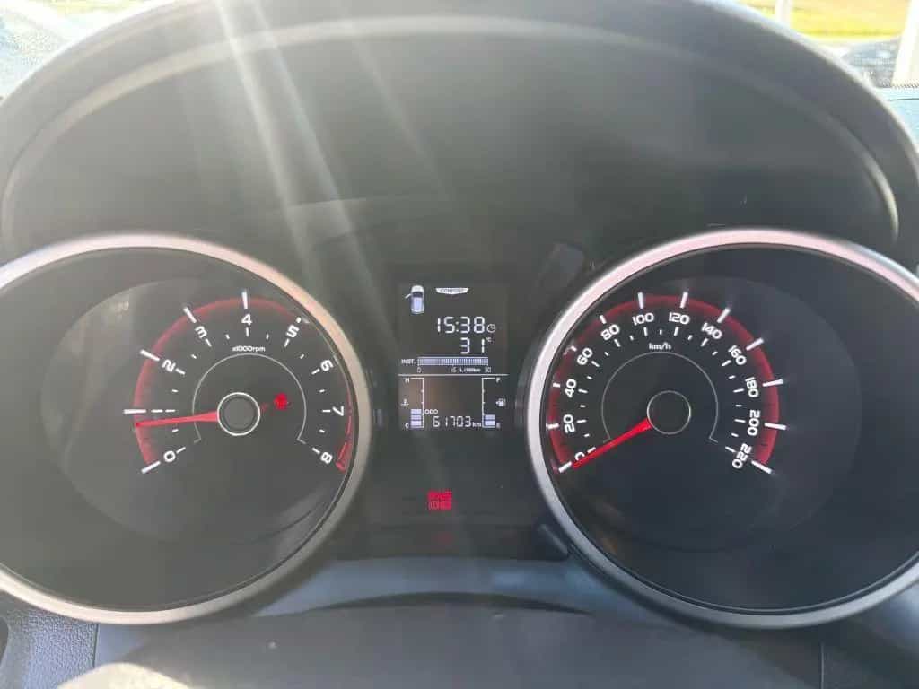 Ssangyong Tivoli e-XGi 160 2WD Start/Stop Flow 10/2019-photo-8