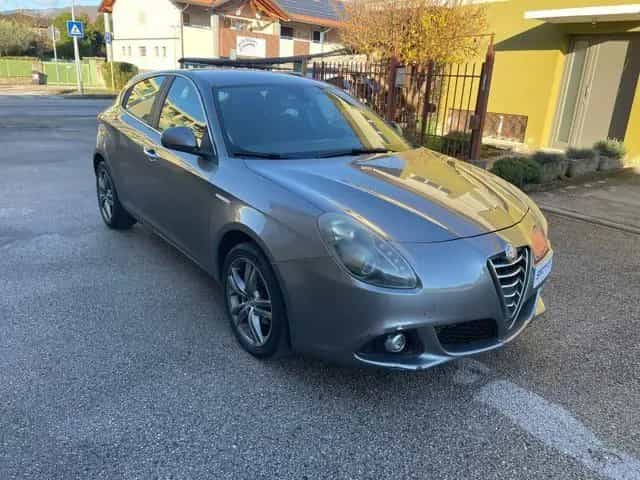Alfa Romeo Giulietta ROMEO Giulietta 1.6 JTDm-2 105 CV Exclusive 08/2013-photo-0
