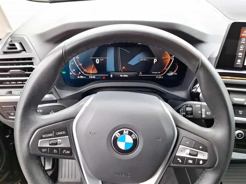 BMW X3 xDrive30i Navi Kamera Sportsitze HiFi LED 11/2022-photo-12