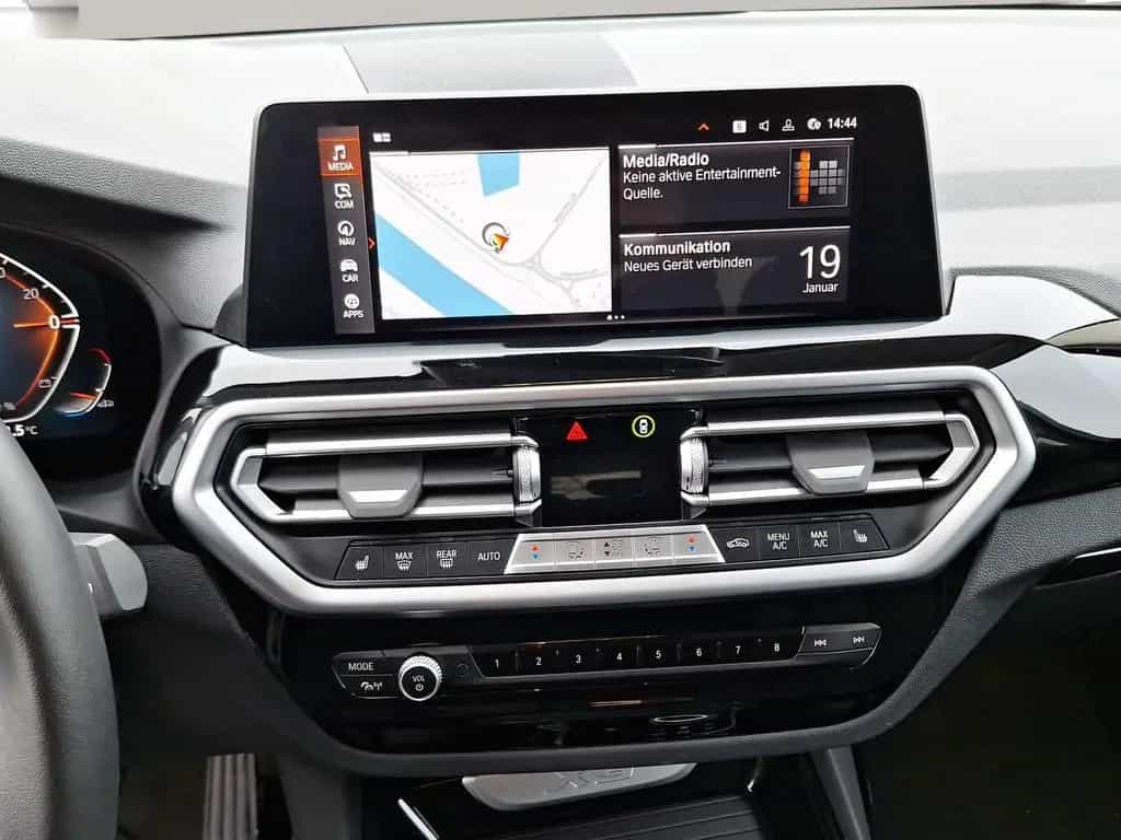 BMW X3 xDrive30i Navi Kamera Sportsitze HiFi LED 11/2022-photo-14