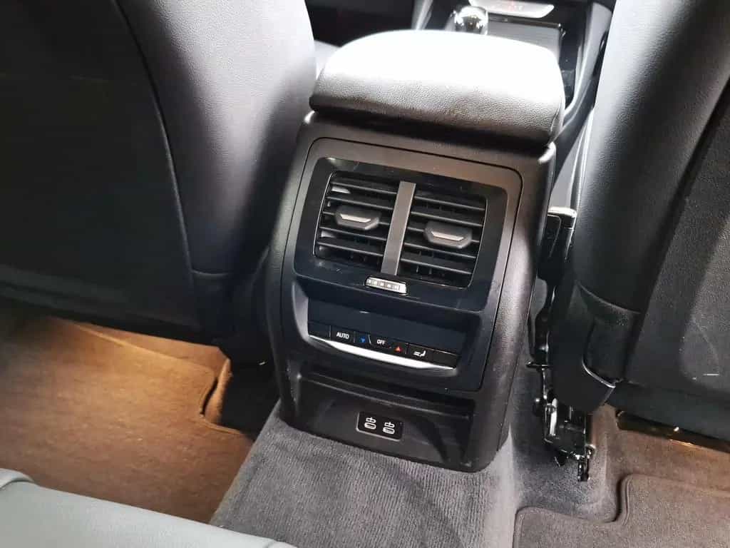 BMW X3 xDrive30i Navi Kamera Sportsitze HiFi LED 11/2022-photo-16