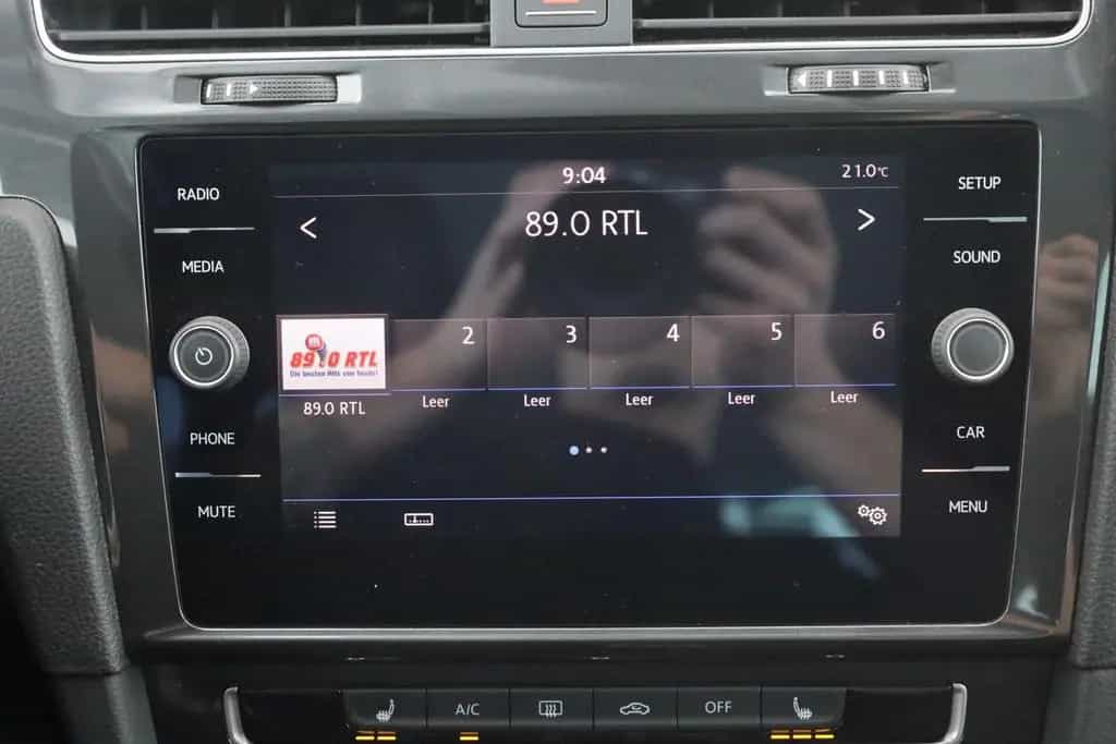 Volkswagen Golf VII 1.4 TSI Klima PDC Sitzheizung USB 12/2017-photo-10