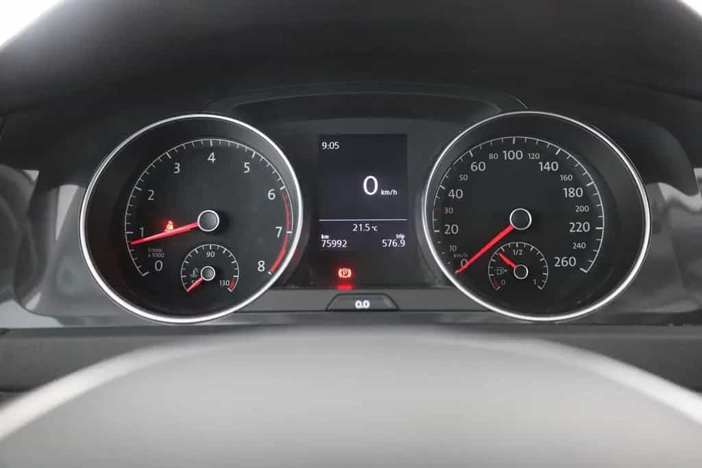 Volkswagen Golf VII 1.4 TSI Klima PDC Sitzheizung USB 12/2017-photo-17