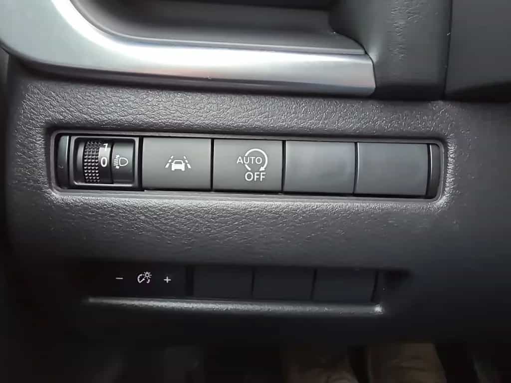 Nissan Qashqai Visia 1.3 DIG-T LED ACC PDC Totwinkel Si 02/2023-photo-21
