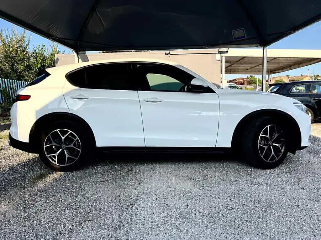 Alfa Romeo Stelvio 2.2 Turbodiesel 210 CV AT8 Q4 02/2019-photo-2