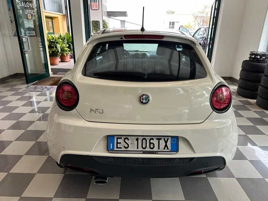 Alfa Romeo MiTo 1.4 T 105CV M.air S&S Distinctiv 08/2013-photo-6
