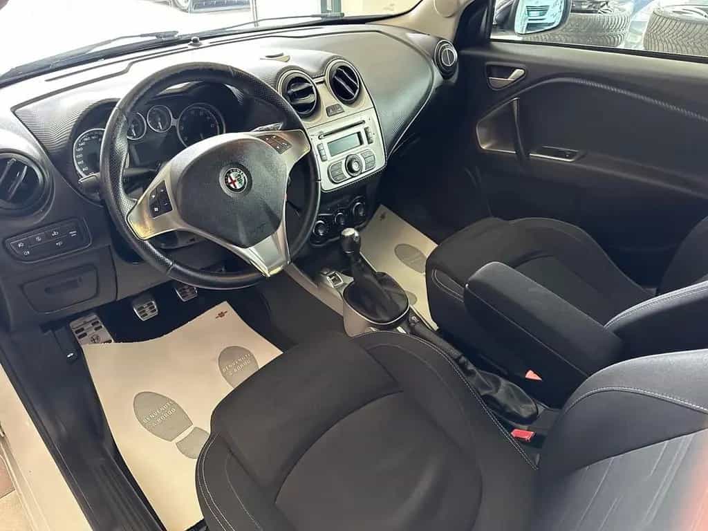 Alfa Romeo MiTo 1.4 T 105CV M.air S&S Distinctiv 08/2013-photo-9