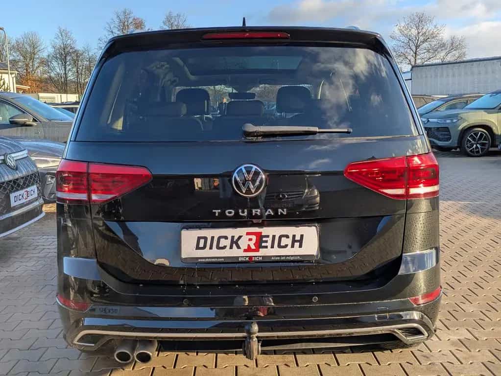 Volkswagen Touran 2.0 DSG R-Line Pano 7Si IQ.Dri AHK Matrix 07/2025-photo-3
