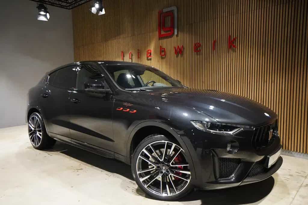 Maserati Levante 3.8 V8 Trofeo*Pano*Bow&Wilk*22"*Carbon* 04/2022-photo-1