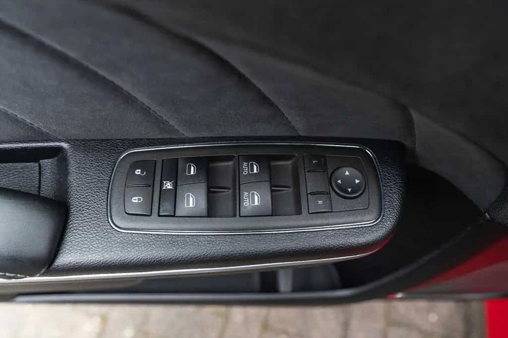 Dodge Charger 5,7L R/T  KAM NAV BLACKTOP CARPLAY ALPIN 12/2022-photo-20