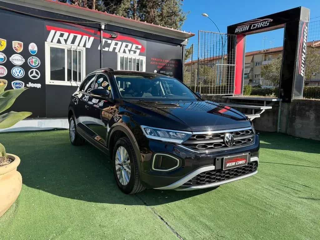 Other Volkswagen T-Roc 1.5 TSI ACT DSG Style 02/2023-photo-1