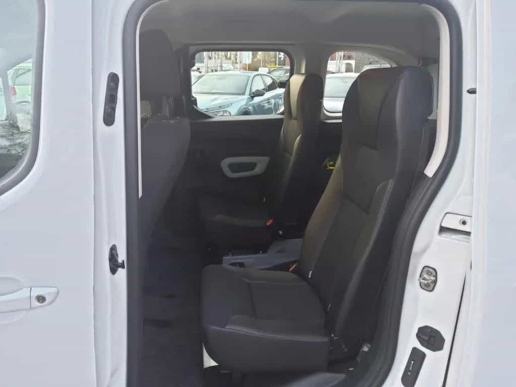 Citroën Berlingo Live M PT110 *Rollstuhlumbau Taxi Rampe 12/2020-photo-7