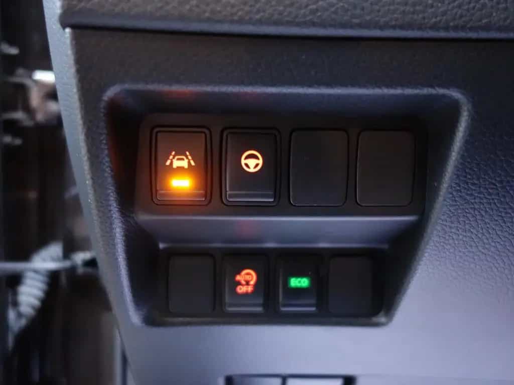 Nissan Qashqai 1.5 DCI N-Connecta/AUT/LED/NAVI/KAMERA 06/2019-photo-37