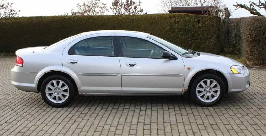 Chrysler Sebring 2.7 V6-Aut."Limited"-1Hd. Led./Alcant. 09/2005-photo-5