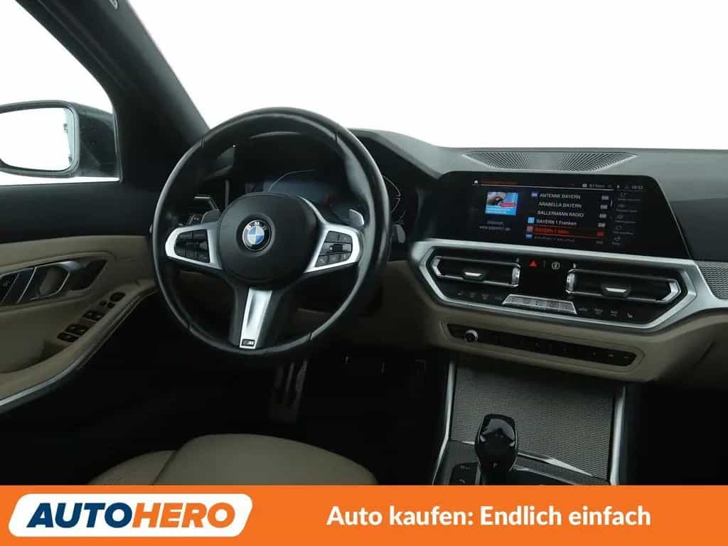 BMW 3 Series 320i M Sport Aut.*NAVI*VC*TEMPO*PDC* 07/2020-photo-12
