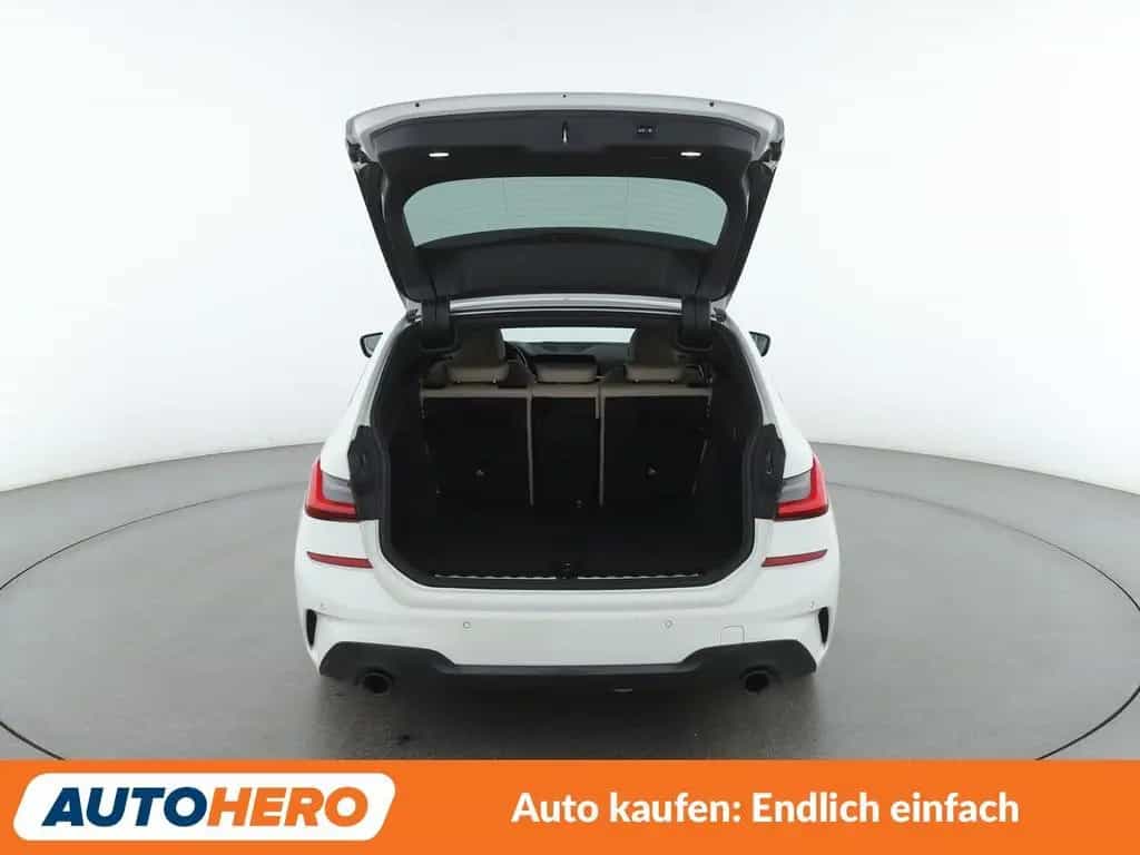 BMW 3 Series 320i M Sport Aut.*NAVI*VC*TEMPO*PDC* 07/2020-photo-17