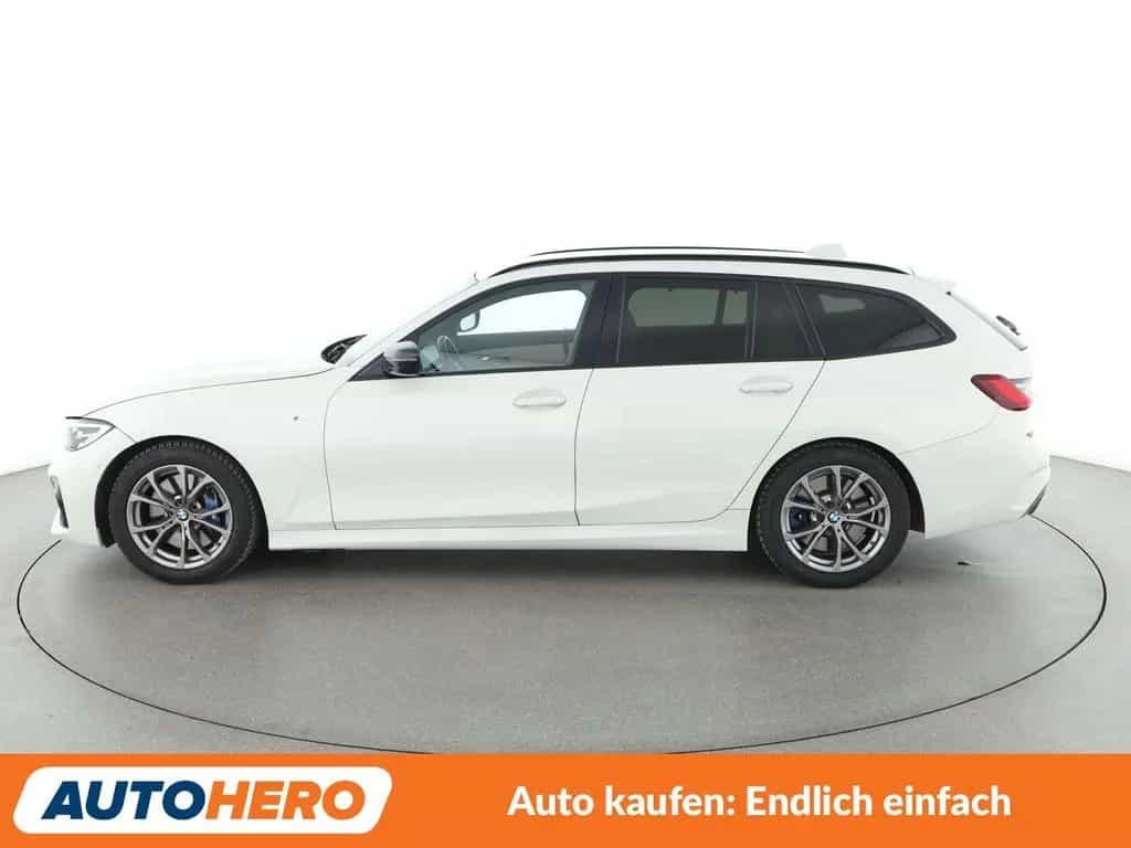 BMW 3 Series 320i M Sport Aut.*NAVI*VC*TEMPO*PDC* 07/2020-photo-2