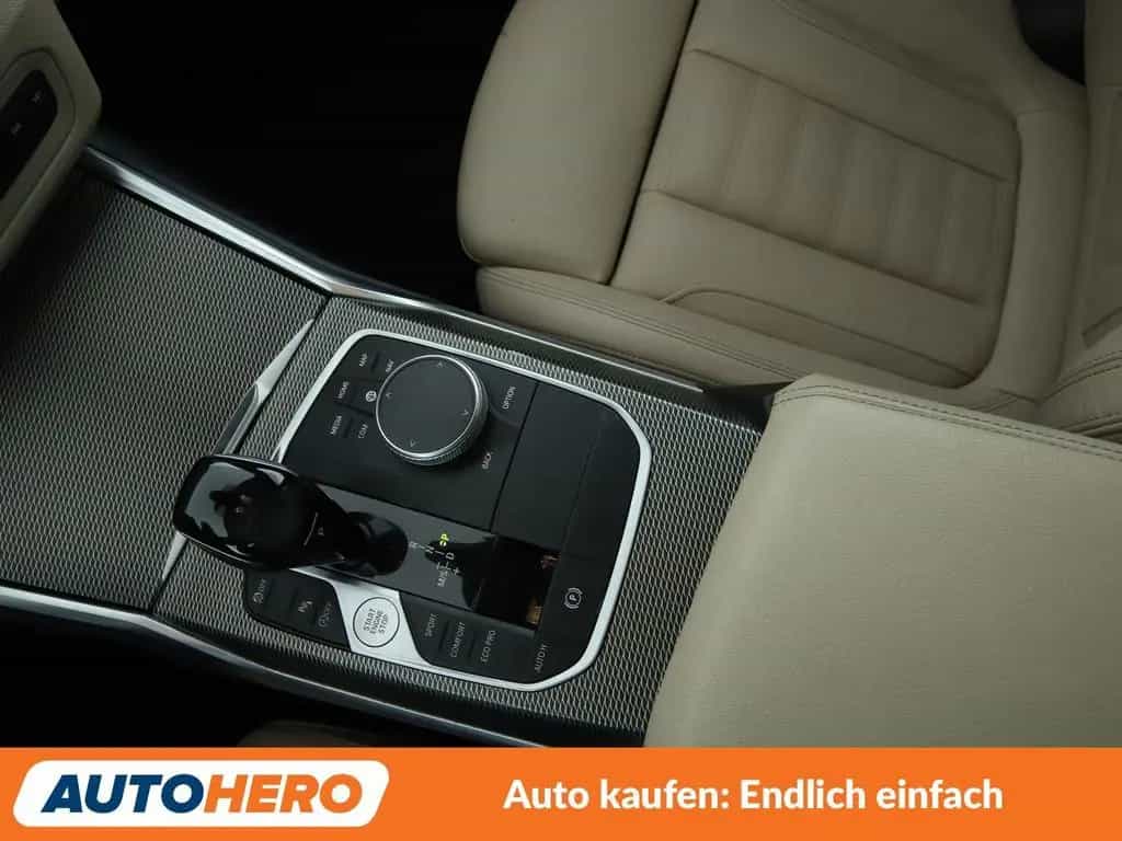 BMW 3 Series 320i M Sport Aut.*NAVI*VC*TEMPO*PDC* 07/2020-photo-23