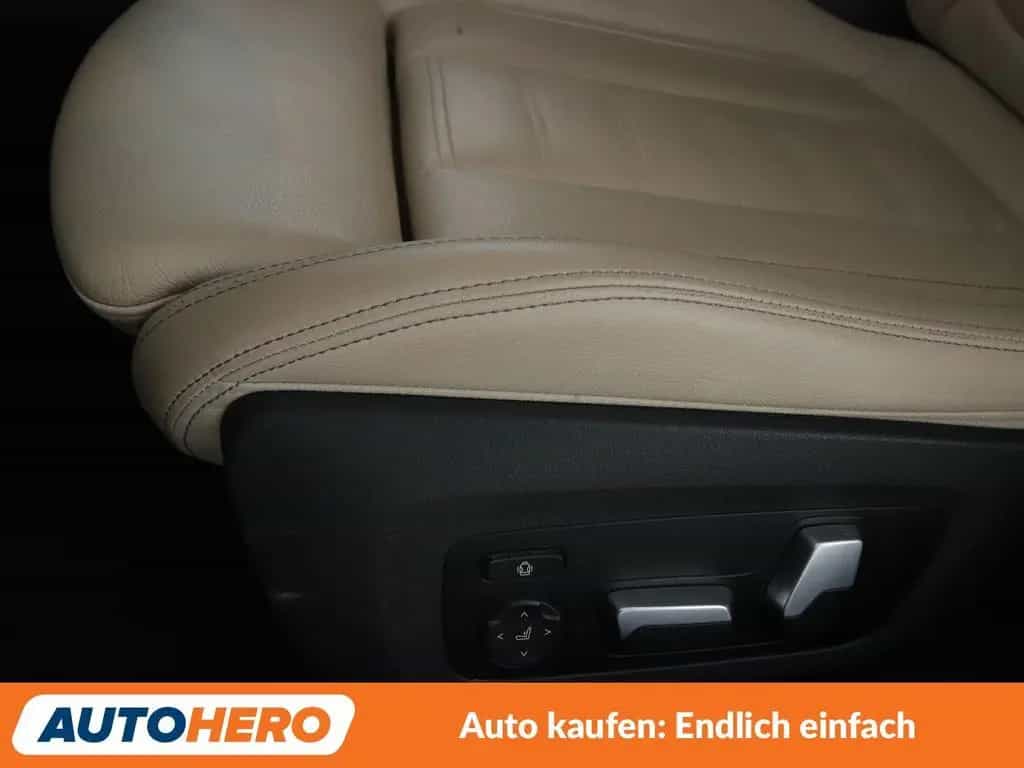 BMW 3 Series 320i M Sport Aut.*NAVI*VC*TEMPO*PDC* 07/2020-photo-26