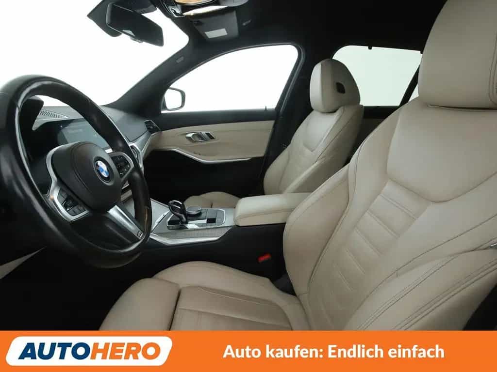 BMW 3 Series 320i M Sport Aut.*NAVI*VC*TEMPO*PDC* 07/2020-photo-9