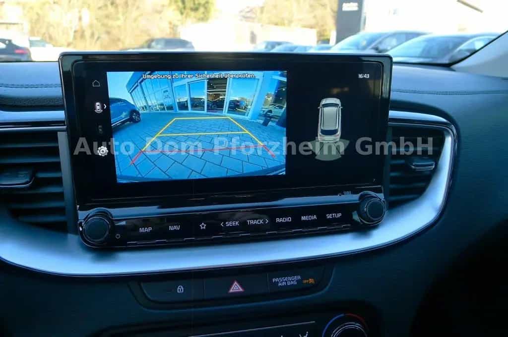 Kia Ceed SW 1,5T DCT Spirit /UVO/NAVI/LED 05/2025-photo-10