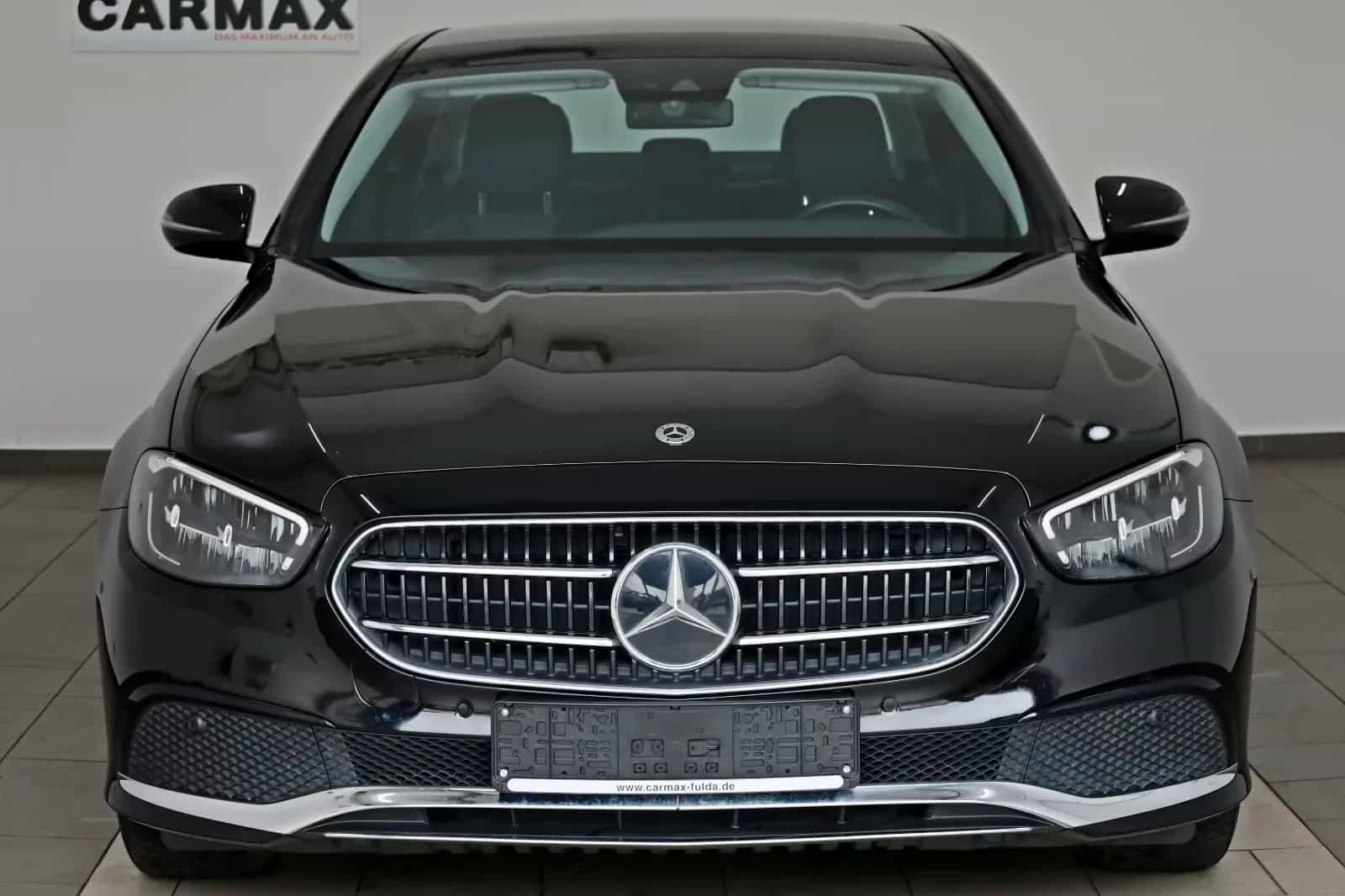 Mercedes-Benz E-Class 300 11/2021-photo-22