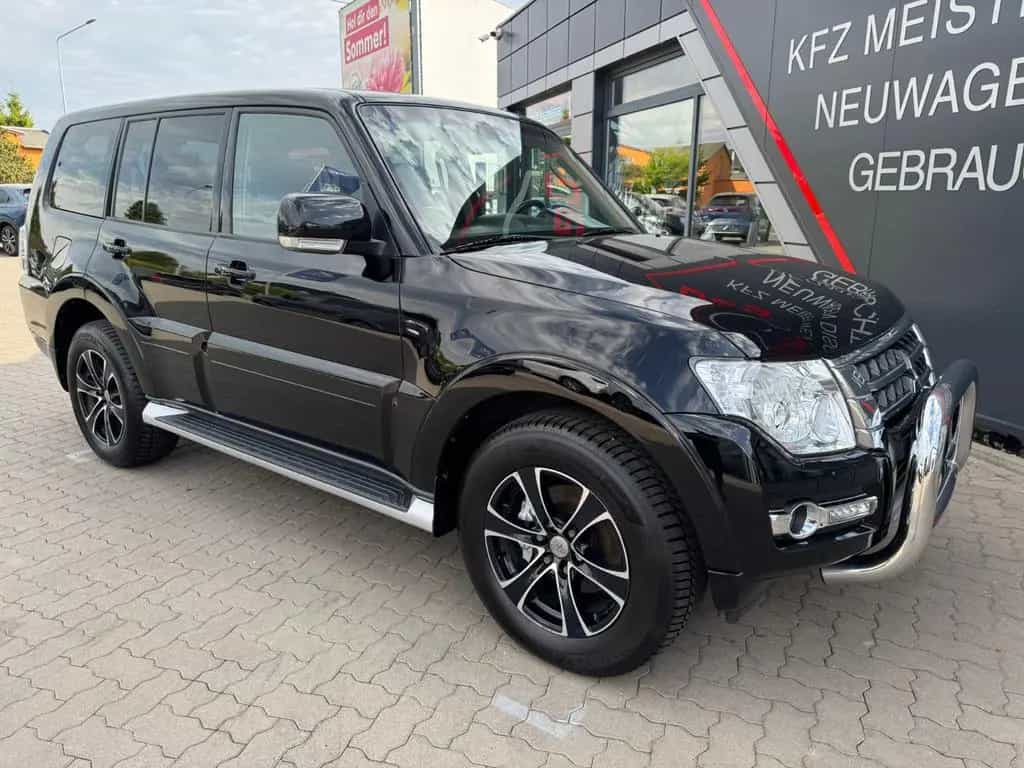 Mitsubishi Pajero 3.2 DI-D Diamant Edition LEDER KAMERA AHK 12/2015-photo-12