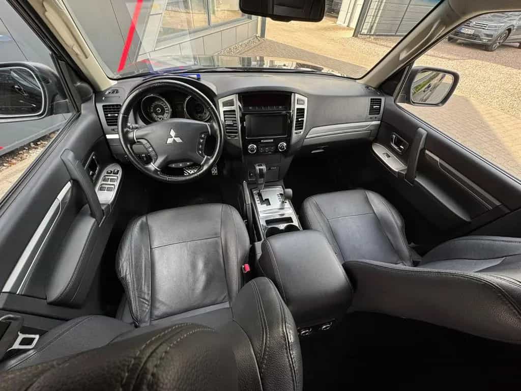 Mitsubishi Pajero 3.2 DI-D Diamant Edition LEDER KAMERA AHK 12/2015-photo-13