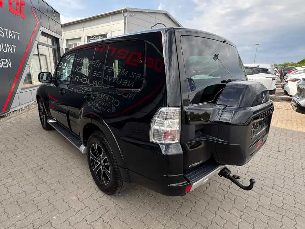 Mitsubishi Pajero 3.2 DI-D Diamant Edition LEDER KAMERA AHK 12/2015-photo-16