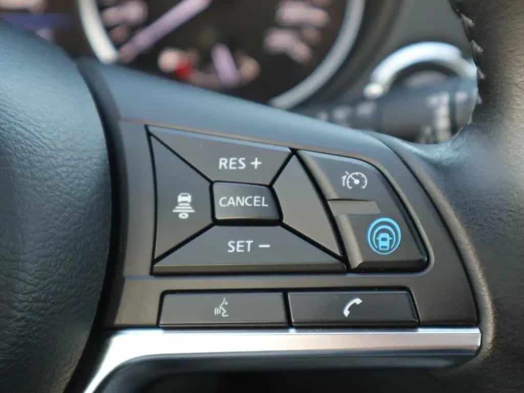Nissan Qashqai 1.3 DIG-T Tekna+ ACC 360° Navi LM BOSE 12/2019-photo-21