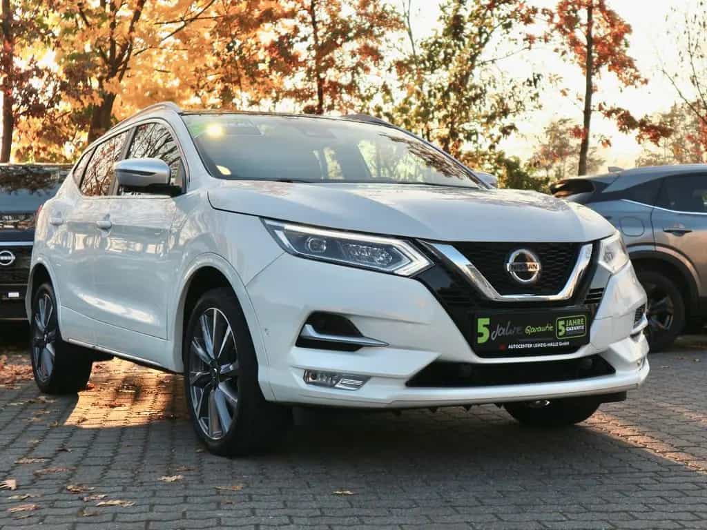 Nissan Qashqai 1.3 DIG-T Tekna+ ACC 360° Navi LM BOSE 12/2019-photo-3