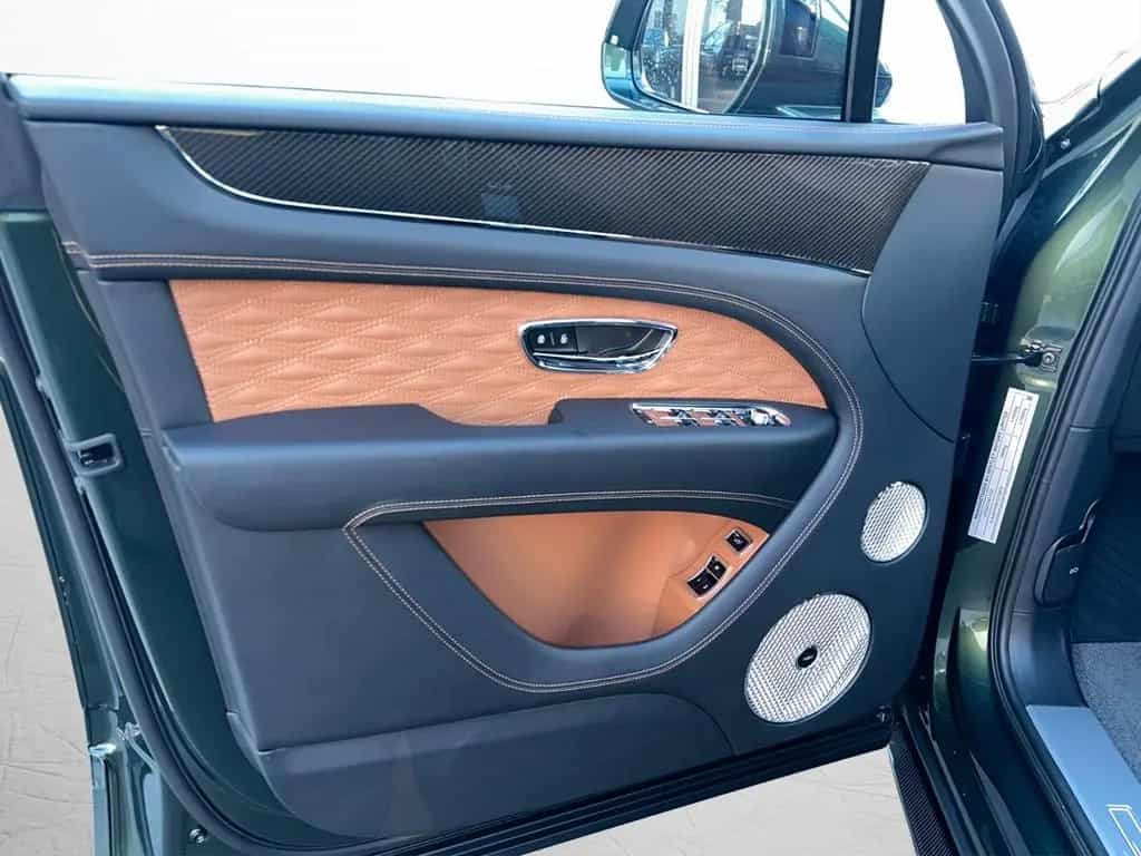 Bentley Bentayga SPEED V8 null-photo-12