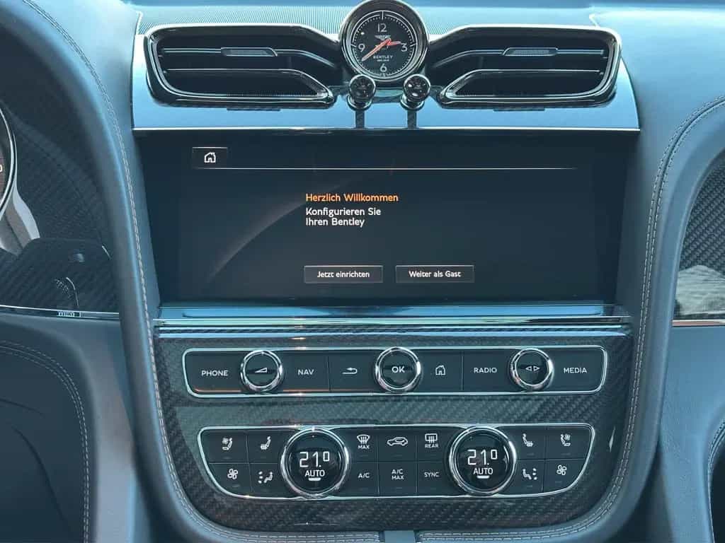 Bentley Bentayga SPEED V8 null-photo-16