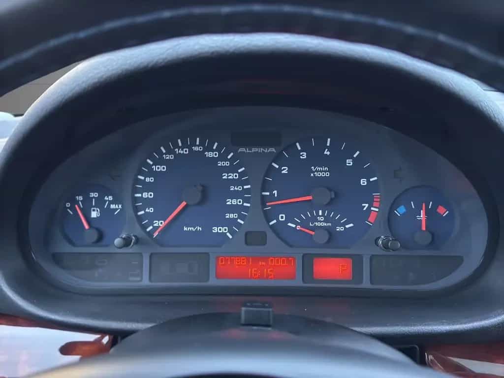 ALPINA B3 3,3 ACHTUNG SAMMLER // WERTANLAGE // WENIG KM 03/2002-photo-18
