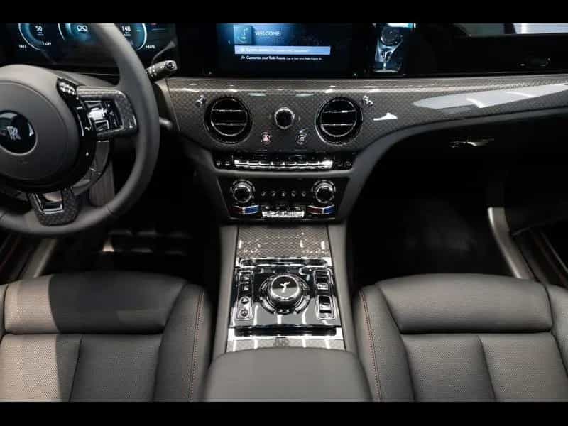 Rolls-Royce Ghost Black Badge 11/2025-photo-15