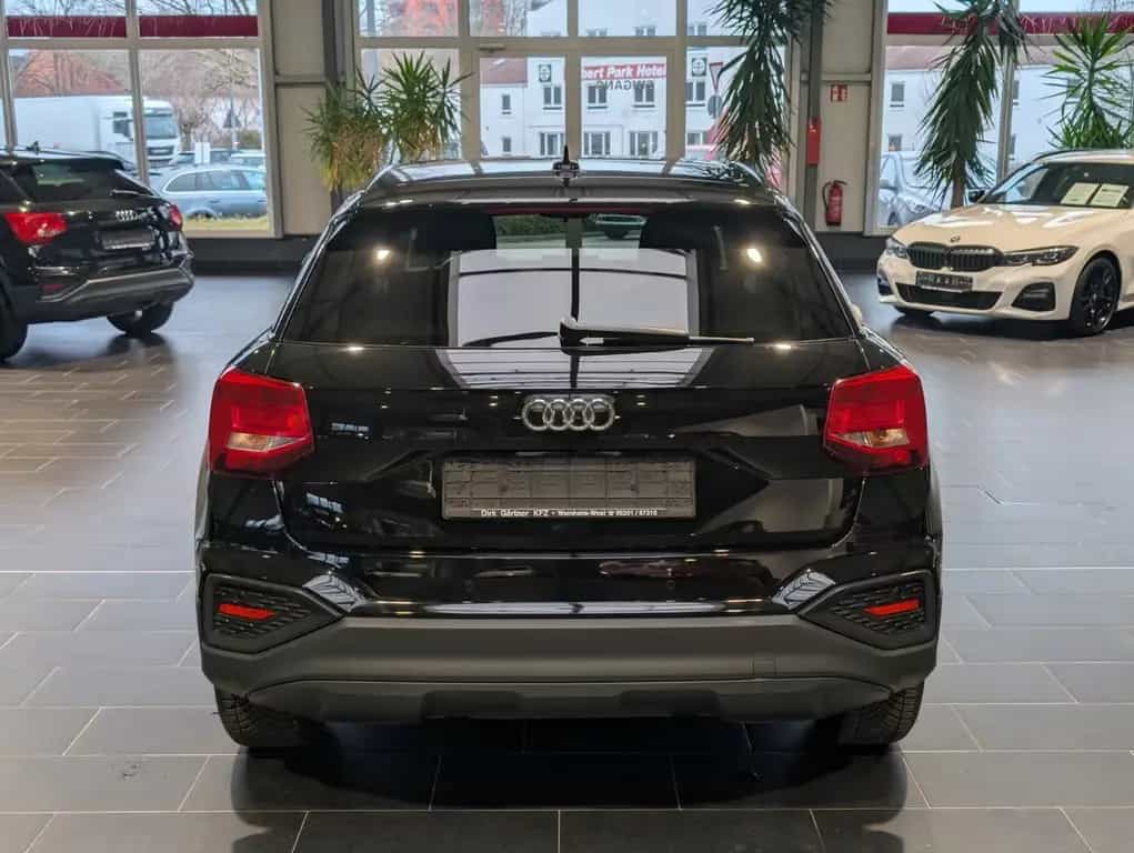 Audi Q2 35 TFSI S tronic 1.Hand 03/2022-photo-3