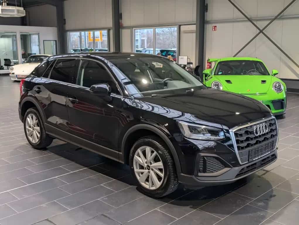 Audi Q2 35 TFSI S tronic 1.Hand 03/2022-photo-4