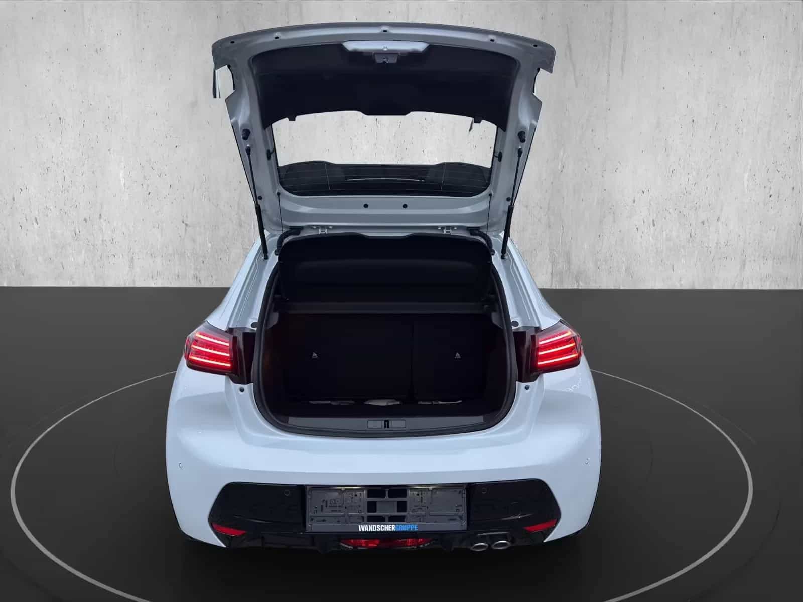 Peugeot 208 null-photo-15
