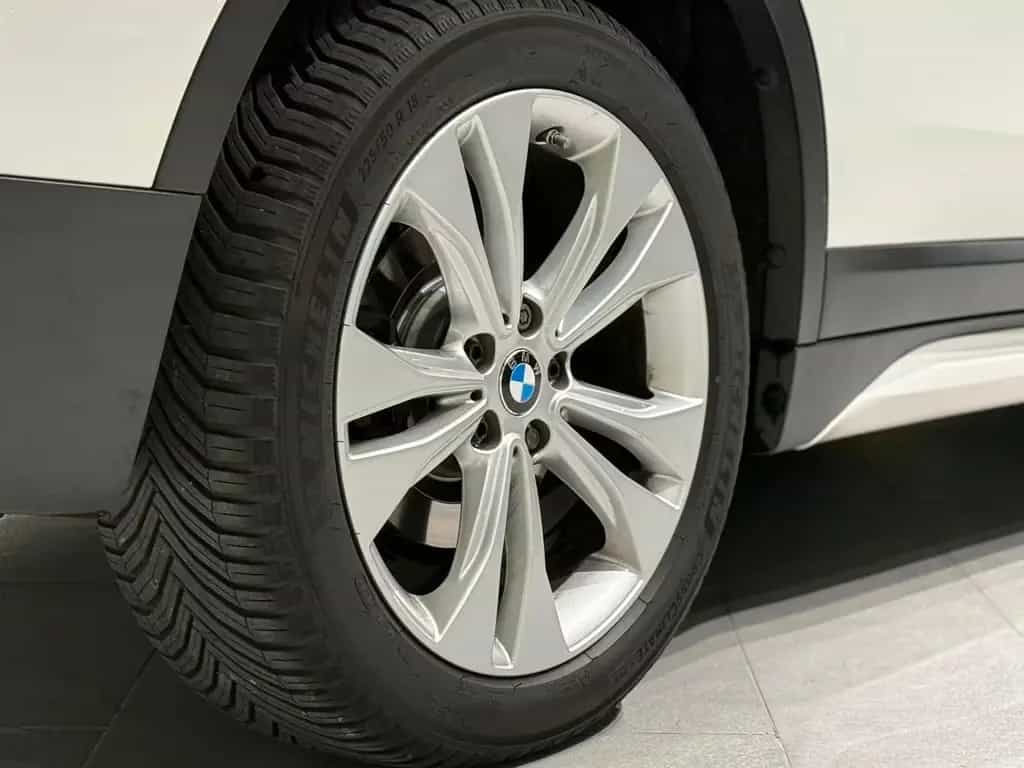 BMW X1 xDrive 20 i Sport Line *RFK*X-Drive*Shadow* 04/2018-photo-1