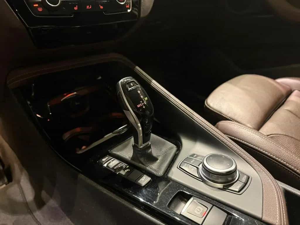 BMW X1 xDrive 20 i Sport Line *RFK*X-Drive*Shadow* 04/2018-photo-15