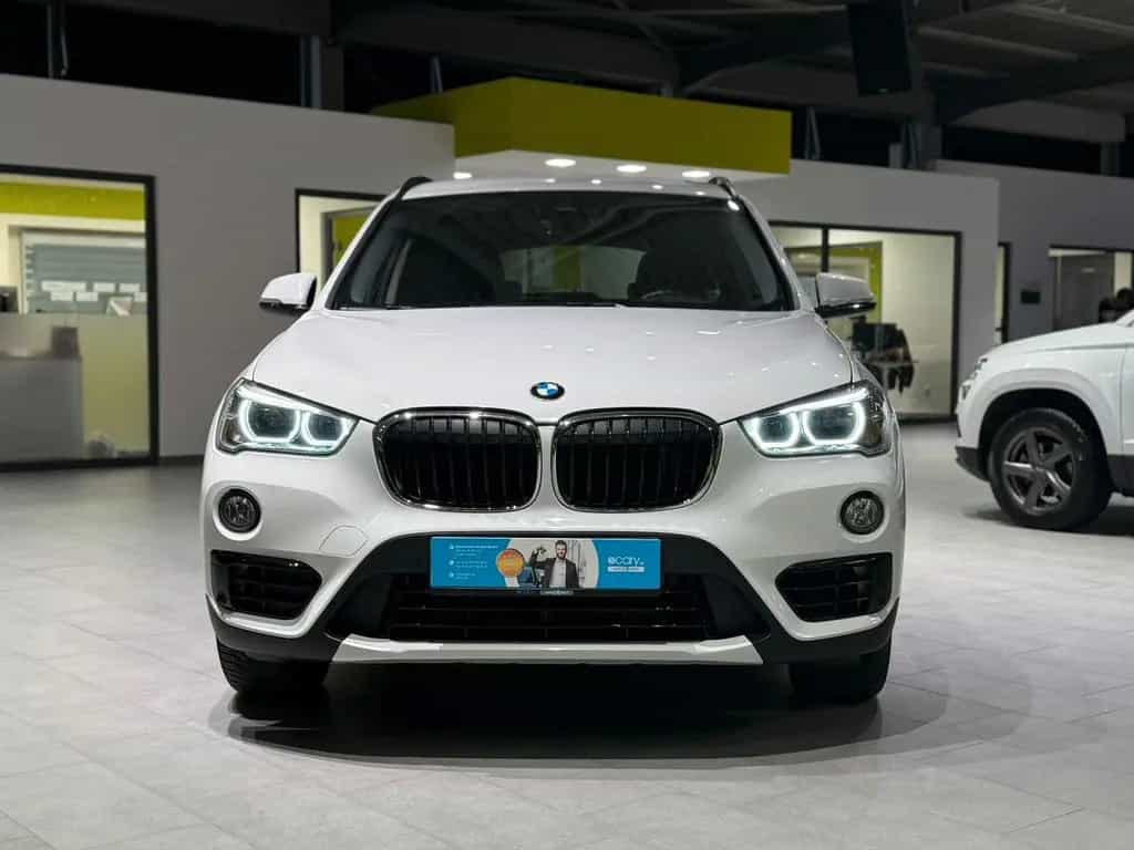 BMW X1 xDrive 20 i Sport Line *RFK*X-Drive*Shadow* 04/2018-photo-8