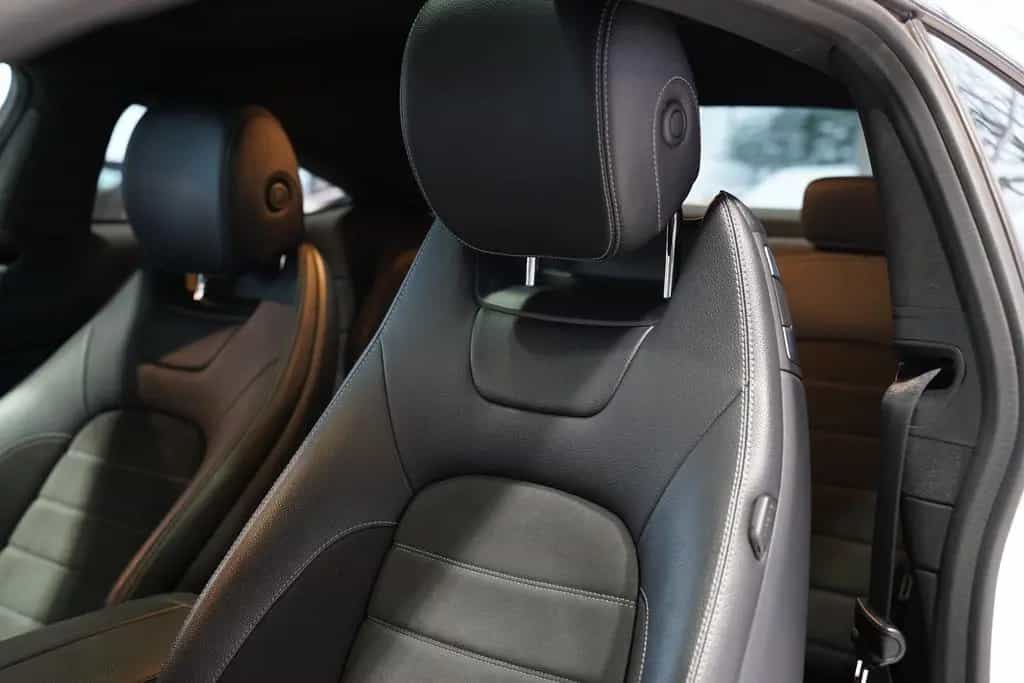 Mercedes-Benz C-Class 300 Coupé AMG Line *19 *Pano *Night *BURM 08/2019-photo-17