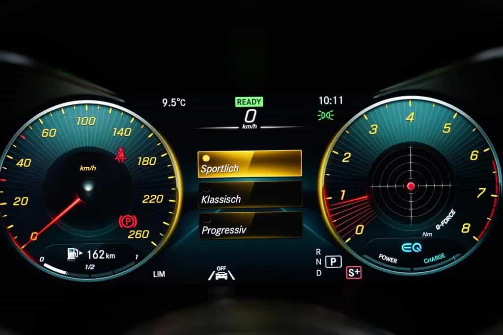 Mercedes-Benz C-Class 300 Coupé AMG Line *19 *Pano *Night *BURM 08/2019-photo-37
