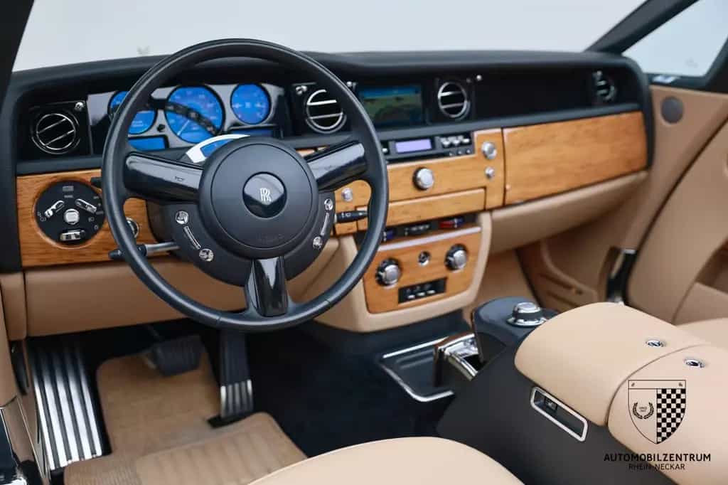 Rolls-Royce Phantom Drophead 1 of 50 Picnic Hamper/Logos 01/2009-photo-10