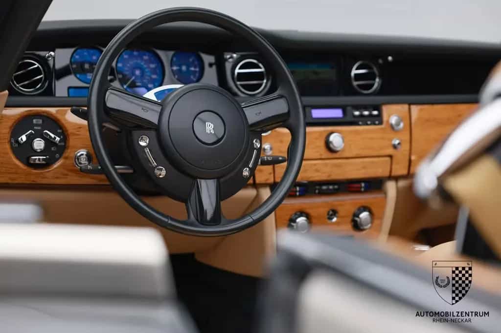 Rolls-Royce Phantom Drophead 1 of 50 Picnic Hamper/Logos 01/2009-photo-15