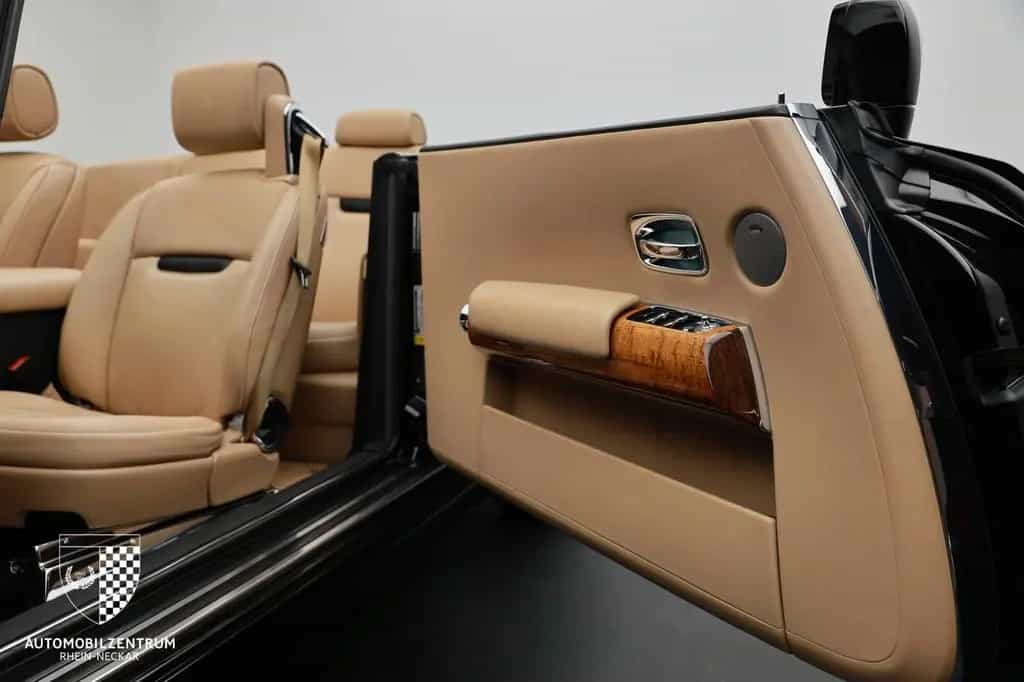 Rolls-Royce Phantom Drophead 1 of 50 Picnic Hamper/Logos 01/2009-photo-25